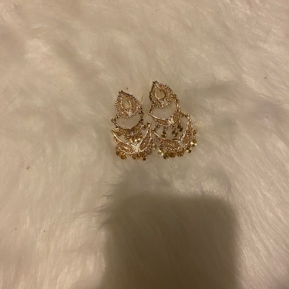 Jewelry bundle - Picture 2 of 6